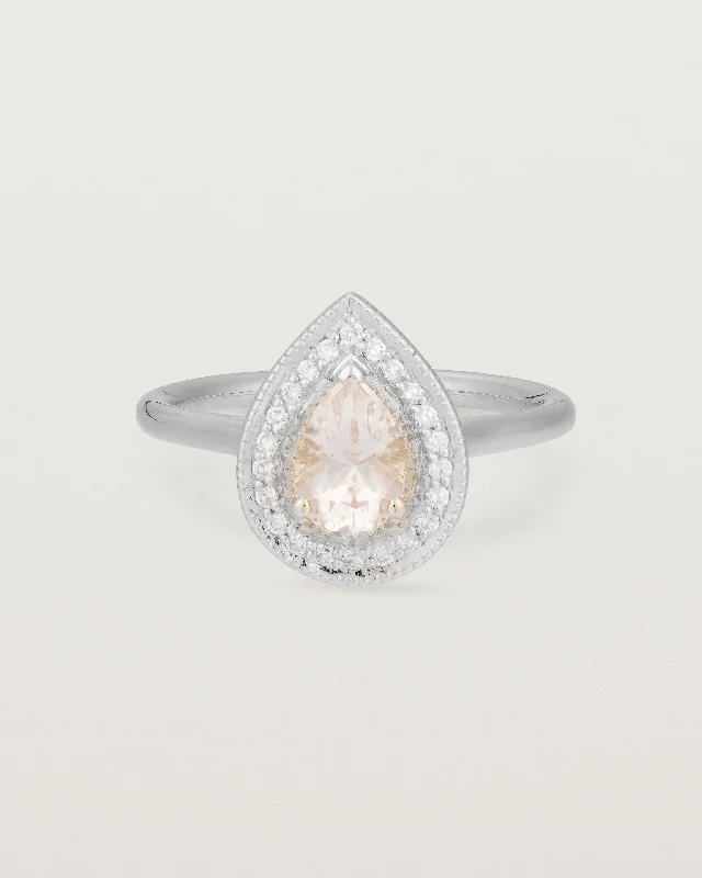 Aurie Halo Ring | Morganite & Diamonds