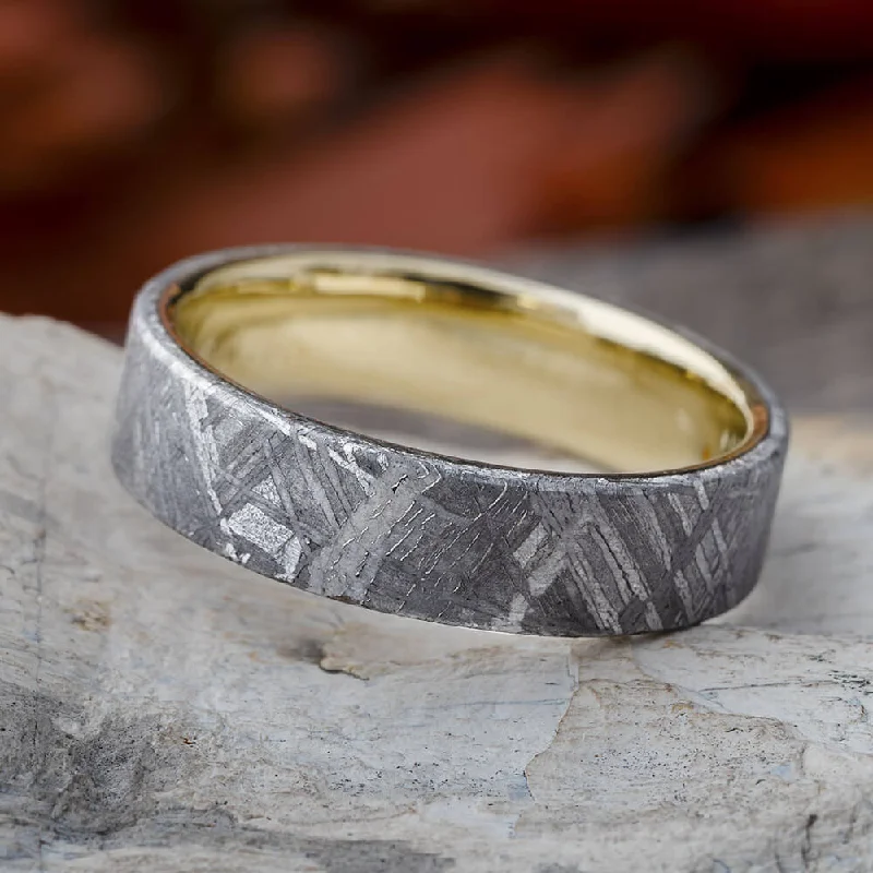 Solid Gold Gibeon Meteorite Overlay Wedding Band, 6mm Ring