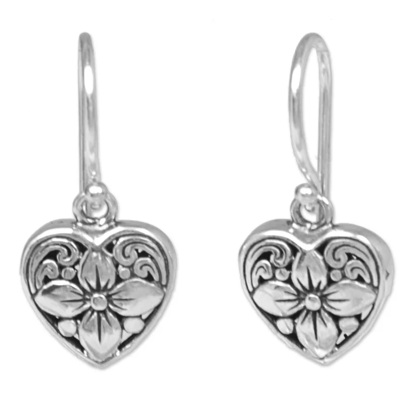 Handmade Sterling Silver 'Heart Blossom' Earrings (Indonesia) - 10mm W * 23mm L