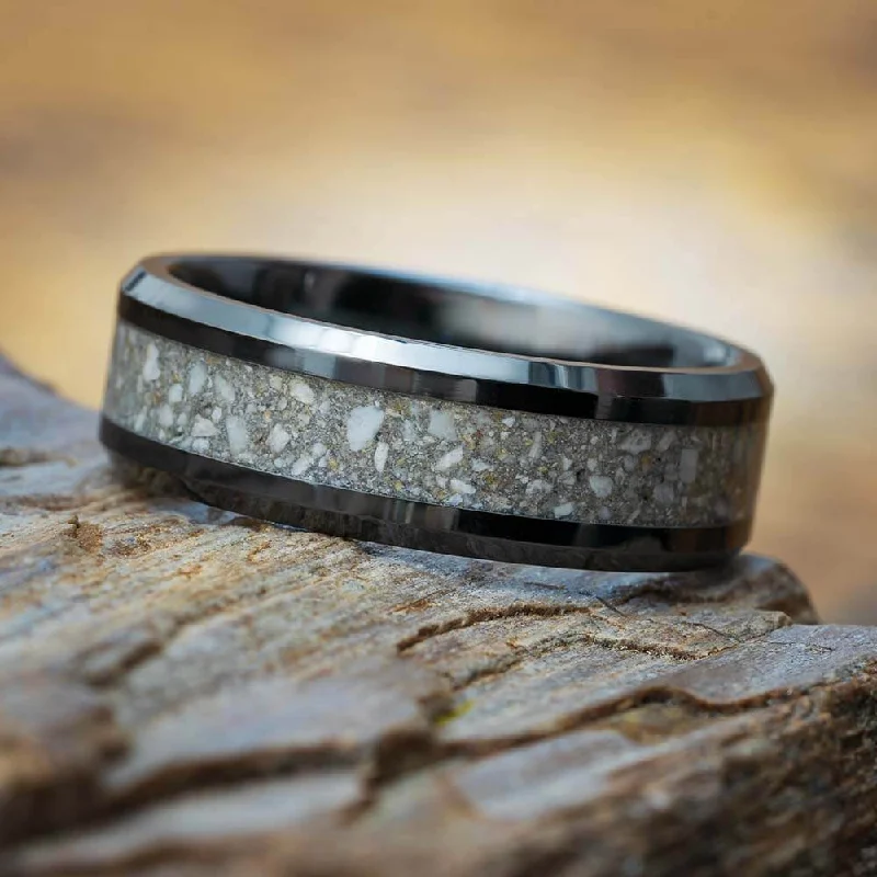 Black Memorial Ring with Beveled Edges