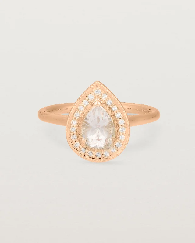 Aurie Halo Ring | Morganite & Diamonds